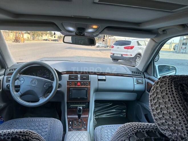 Mercedes E 320 2001, 275,000 km - 3.2 л - Bakı