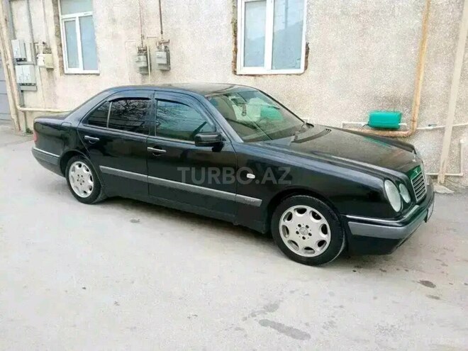 Mercedes E 230 1996, 292,000 km - 2.3 l - Bakı