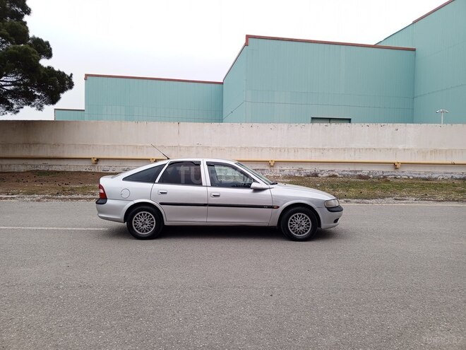 Opel Vectra 1997, 307,126 km - 1.8 л - Sumqayıt