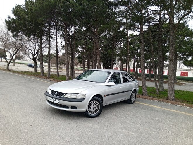 Opel Vectra 1997, 307,126 km - 1.8 л - Sumqayıt