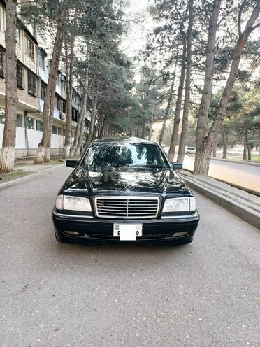 Mercedes C 230 1997, 272,658 km - 2.3 l - Bakı