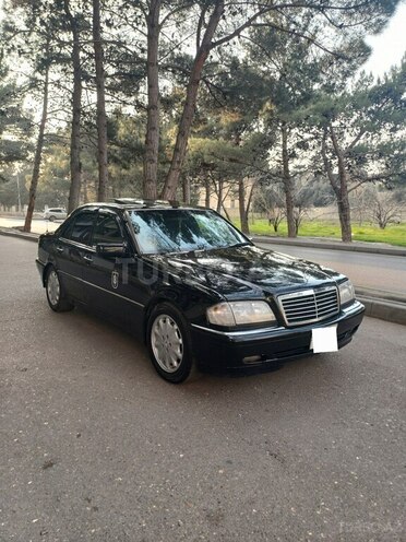Mercedes C 230 1997, 272,658 km - 2.3 l - Bakı