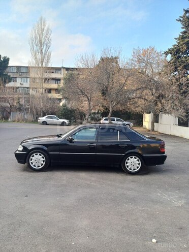 Mercedes C 230 1997, 272,658 km - 2.3 l - Bakı
