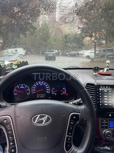 Hyundai Santa Fe-6
