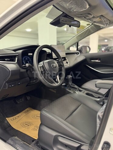 Toyota Corolla-11