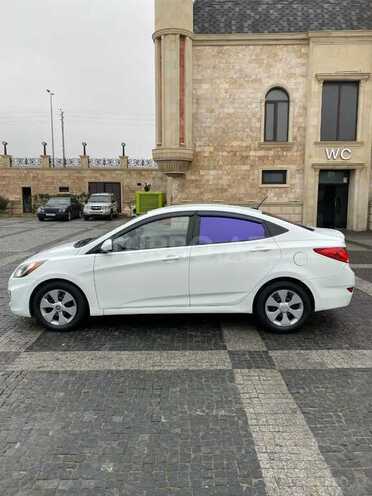 Hyundai Accent 2012, 230,000 km - 1.6 л - Bakı