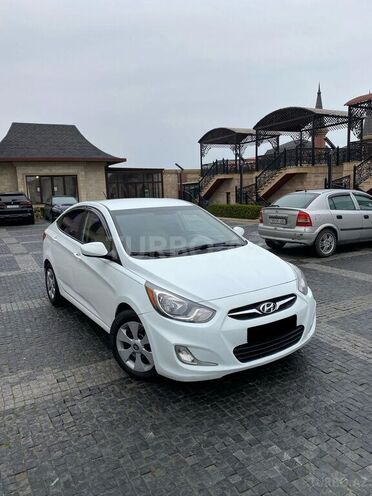 Hyundai Accent 2012, 230,000 km - 1.6 л - Bakı