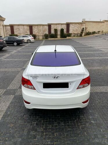 Hyundai Accent 2012, 230,000 km - 1.6 л - Bakı
