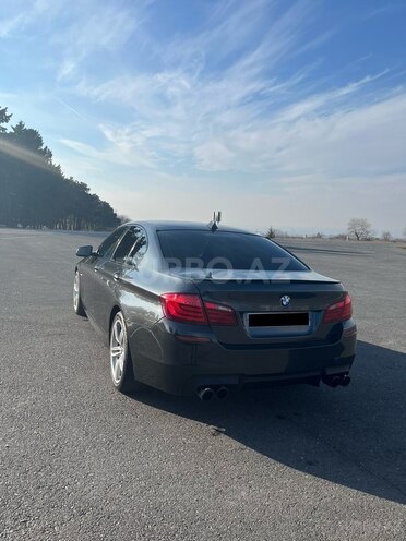 BMW 535 2010, 240,000 km - 3.0 л - Bakı