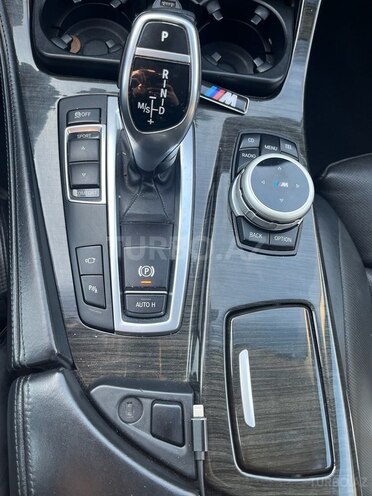 BMW 535 2010, 240,000 km - 3.0 л - Bakı