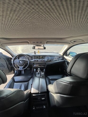 BMW 535 2010, 240,000 km - 3.0 л - Bakı