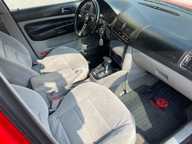 Volkswagen Golf 1998, 280,000 km - 1.6 l - Bakı