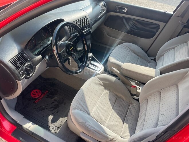 Volkswagen Golf 1998, 280,000 km - 1.6 l - Bakı
