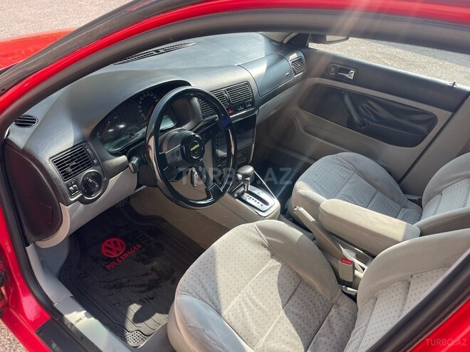 Volkswagen Golf 1998, 280,000 km - 1.6 l - Bakı