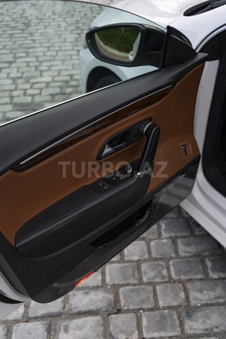 Volkswagen Passat CC-17