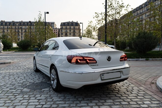Volkswagen Passat CC-2