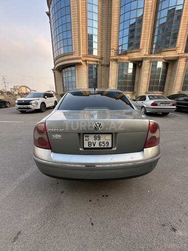 Volkswagen Passat 2004, 257,800 km - 1.8 l - Bakı
