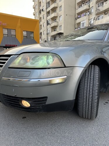 Volkswagen Passat 2004, 257,800 km - 1.8 l - Bakı