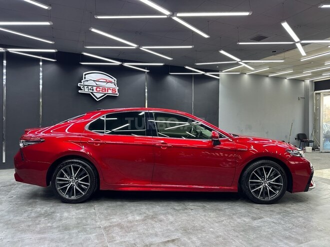 Toyota Camry-2