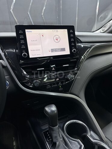 Toyota Camry-10