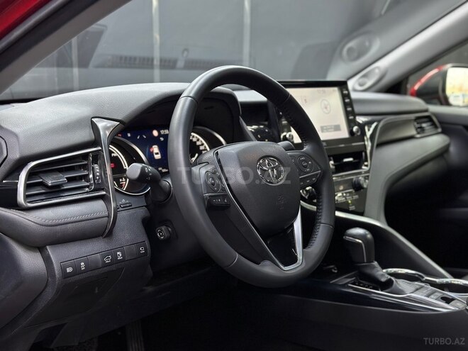 Toyota Camry-9
