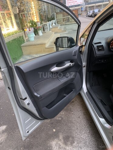 Toyota Auris 2008, 264,273 km - 1.4 l - Bakı