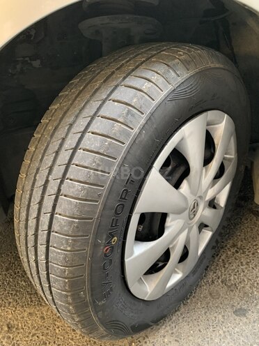 Toyota Auris 2008, 264,273 km - 1.4 l - Bakı