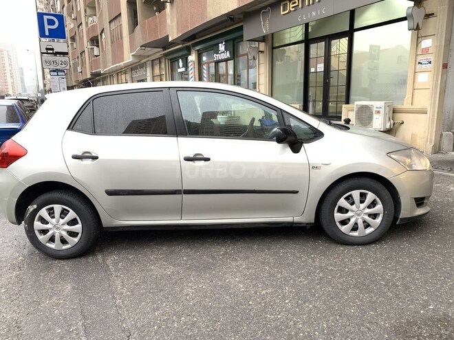 Toyota Auris 2008, 264,273 km - 1.4 l - Bakı