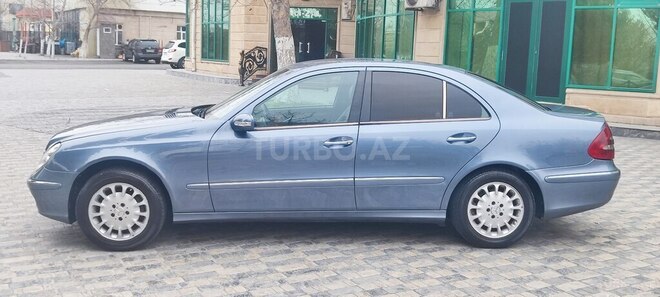 Mercedes E 220 d 2005, 268,481 km - 2.2 л - Bakı