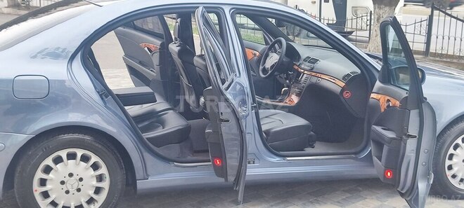 Mercedes E 220 d 2005, 268,481 km - 2.2 л - Bakı