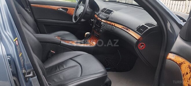 Mercedes E 220 d 2005, 268,481 km - 2.2 л - Bakı