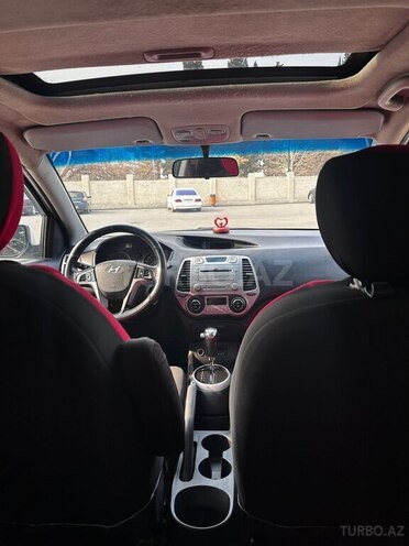 Hyundai i20 2009, 270,000 km - 1.6 l - Mingəçevir