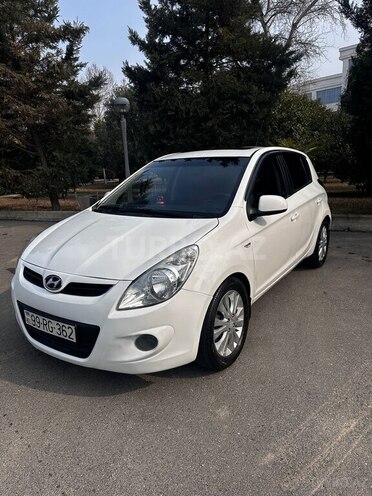 Hyundai i20 2009, 270,000 km - 1.6 l - Mingəçevir