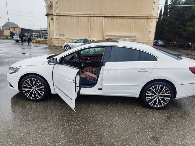 Volkswagen Passat CC-3