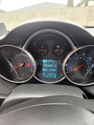 Chevrolet Cruze 2013, 235,000 km - 1.4 л - Quba