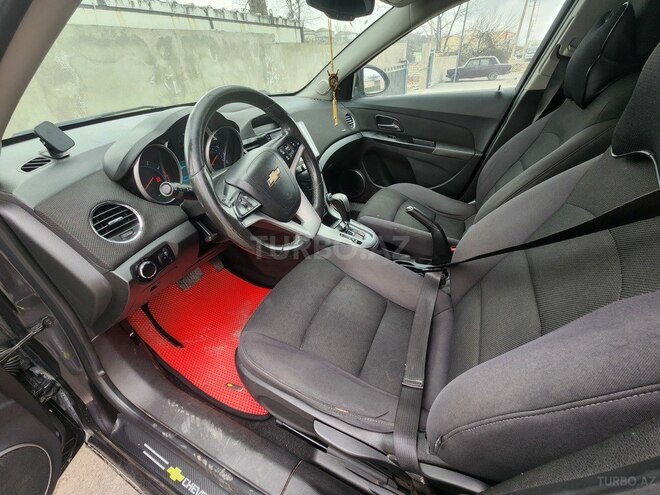 Chevrolet Cruze 2013, 235,000 km - 1.4 л - Quba