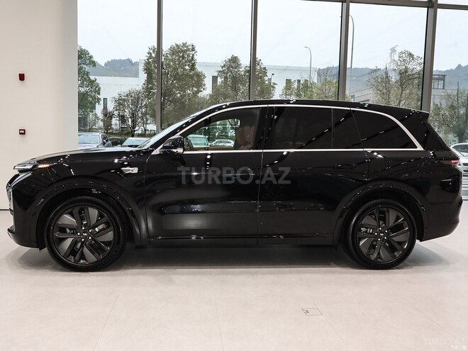 Li Auto L9 2025, 0 km - 1.5 l - Bakı