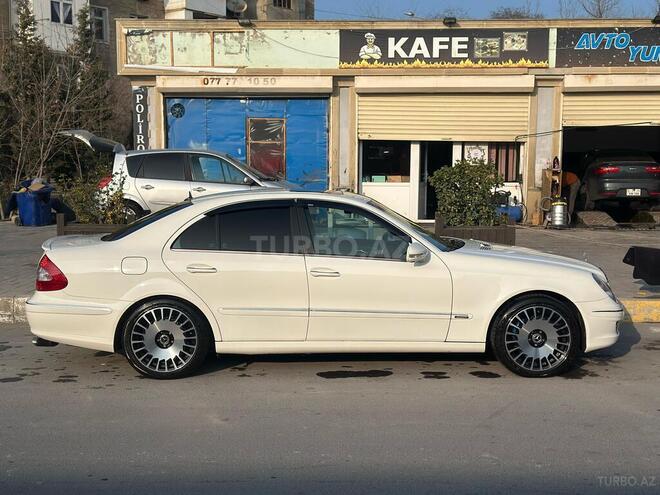 Mercedes E 350 2005, 290,000 km - 3.5 l - Bakı