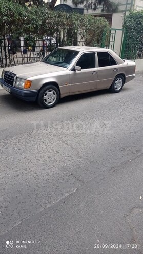 Mercedes E 220 1992, 500,000 km - 2.2 l - Bakı
