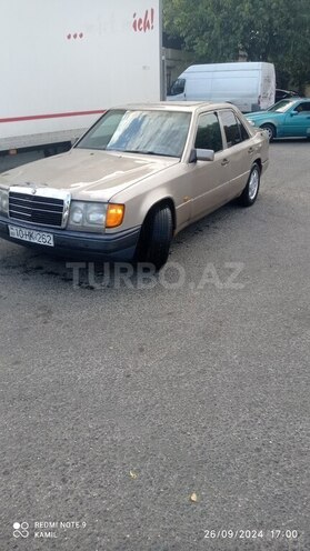 Mercedes E 220 1992, 500,000 km - 2.2 l - Bakı