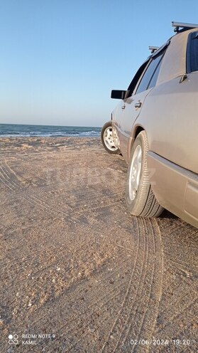 Mercedes E 220 1992, 500,000 km - 2.2 l - Bakı