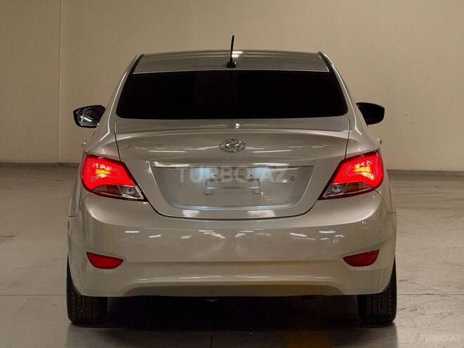 Hyundai Accent 2016, 128,000 km - 1.6 l - Gəncə