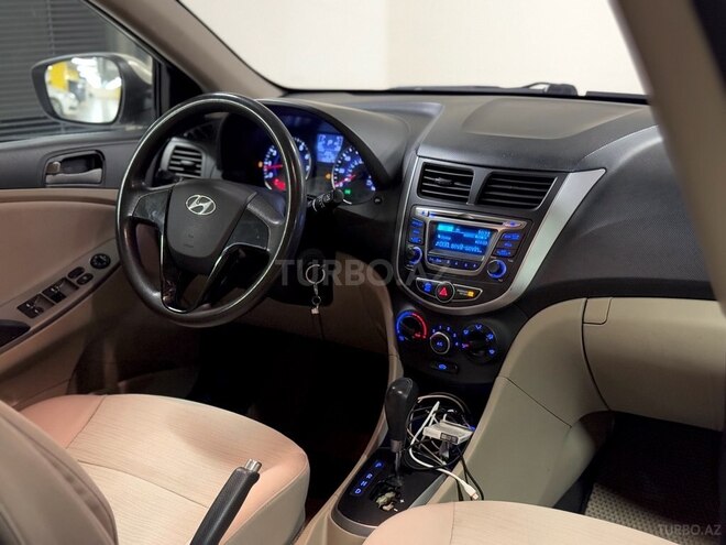Hyundai Accent 2016, 128,000 km - 1.6 l - Gəncə