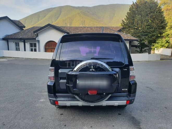 Mitsubishi Pajero 2008, 123,600 km - 3.0 l - Şəki