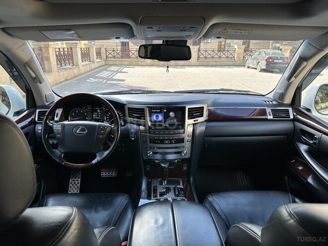 Lexus LX 570 2013, 106,000 km - 5.7 l - Bakı
