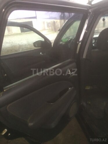 Mitsubishi Airtrek 2002, 244,460 km - 2.0 l - Salyan