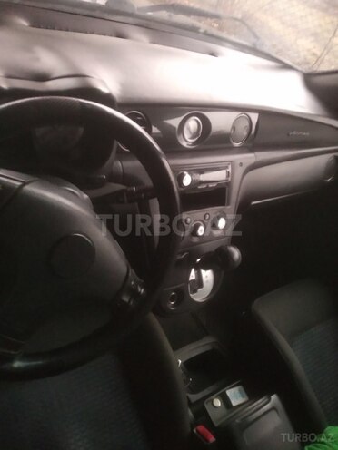 Mitsubishi Airtrek 2002, 244,460 km - 2.0 l - Salyan