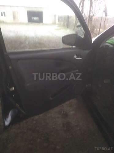 Mitsubishi Airtrek 2002, 244,460 km - 2.0 l - Salyan