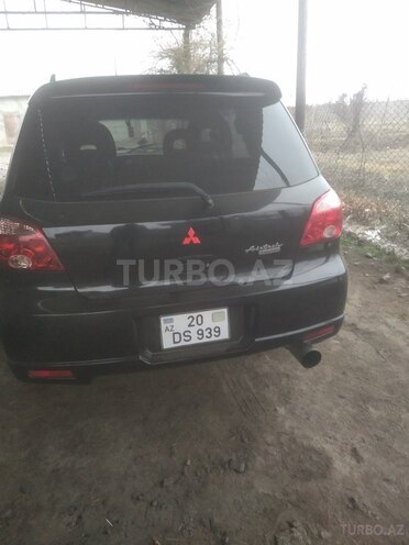 Mitsubishi Airtrek 2002, 244,460 km - 2.0 l - Salyan