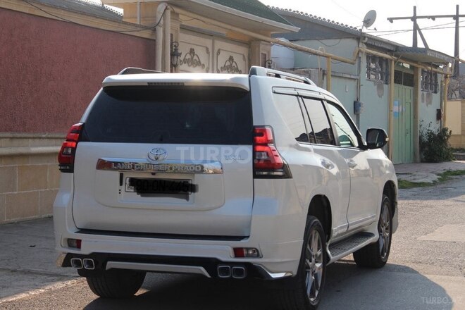 Toyota Land Cruiser Prado-8